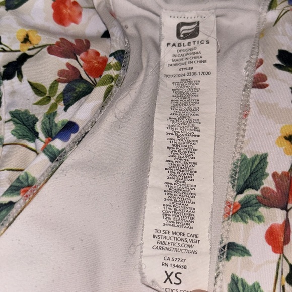 Fabletics Poppy Field Ivory XS Racerback, Seamless Sports Bra - Picture 6 of 12